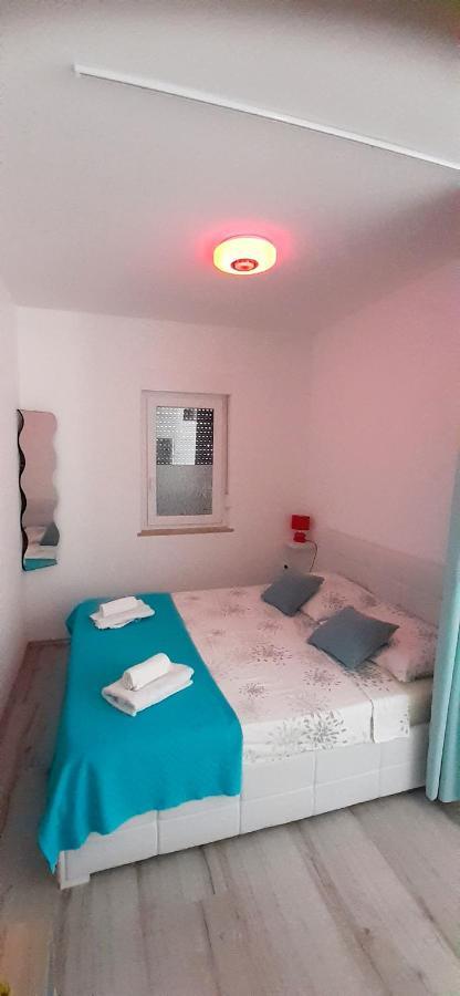 Kavran Lennida Studio Apartman With Free Parking מראה חיצוני תמונה