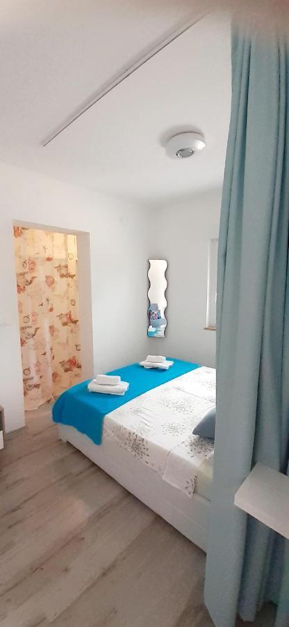 Kavran Lennida Studio Apartman With Free Parking מראה חיצוני תמונה