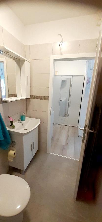 Kavran Lennida Studio Apartman With Free Parking מראה חיצוני תמונה
