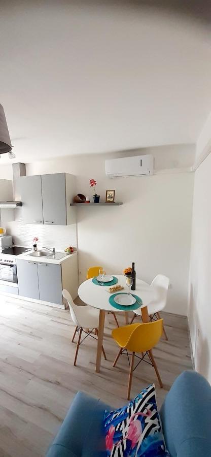 Kavran Lennida Studio Apartman With Free Parking מראה חיצוני תמונה