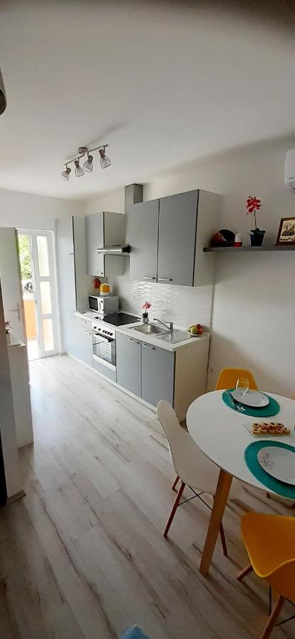 Kavran Lennida Studio Apartman With Free Parking מראה חיצוני תמונה