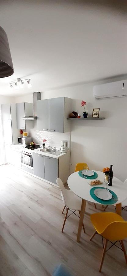 Kavran Lennida Studio Apartman With Free Parking מראה חיצוני תמונה
